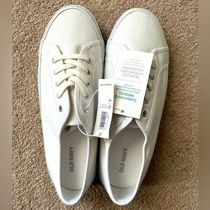 White Old Navy Canvas Shoes - NWT!